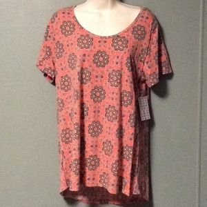 NWT LuLaRoe Classic Tee